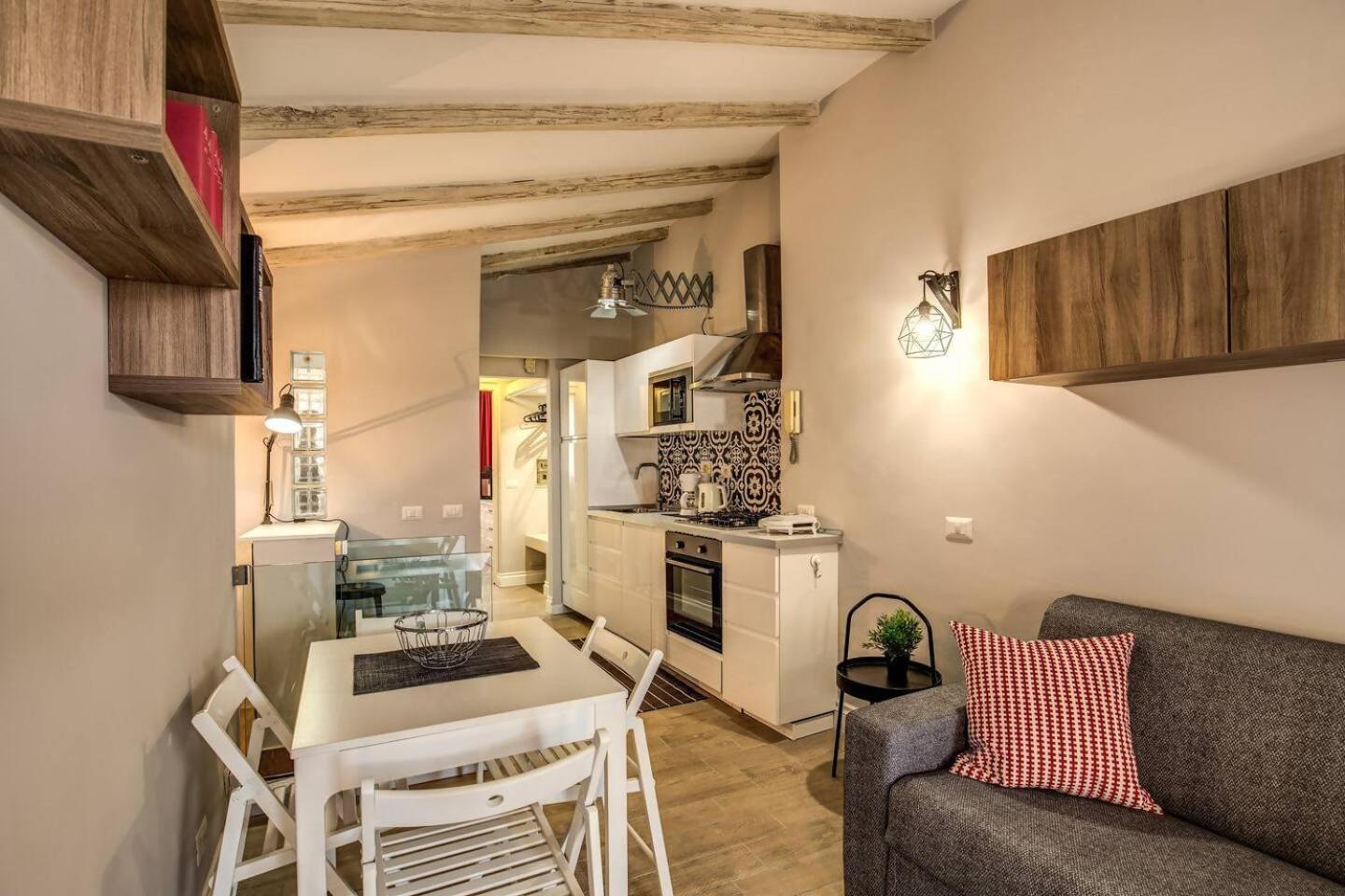 شقة Attic With Terrace By Trevi Fountain روما المظهر الخارجي الصورة