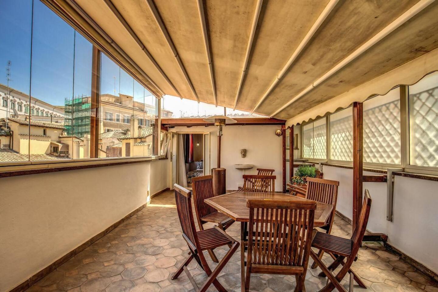 شقة Attic With Terrace By Trevi Fountain روما المظهر الخارجي الصورة